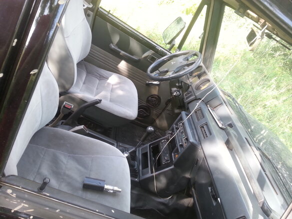 1986 Mitsubishi Pajero I, чёрный - вид 3