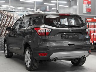 2018 Ford Kuga II Рестайлинг, серый, 1349000 рублей, вид 4