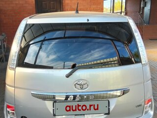 2015 Toyota ISis I Рестайлинг, серый, 1450000 рублей, вид 3
