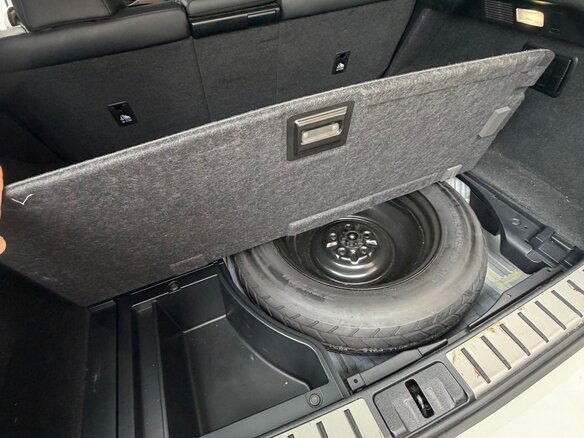 2020 Lexus RX 300 IV Рестайлинг, белый, 4850000 рублей - вид 16