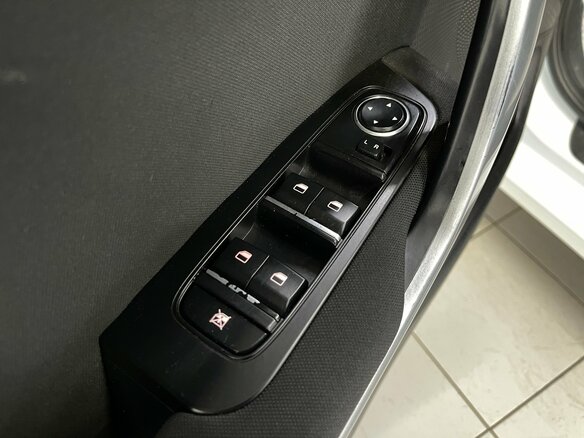 2019 Kia Ceed III, белый - вид 18