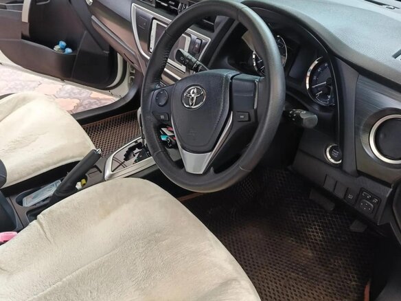 2013 Toyota Auris II, белый, 1300000 рублей - вид 5