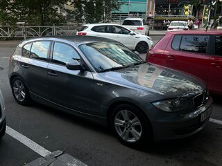 2011 BMW 1 серии 116i I (E81/E82/E87/E88) Рестайлинг, серый, 850000 рублей, вид 2