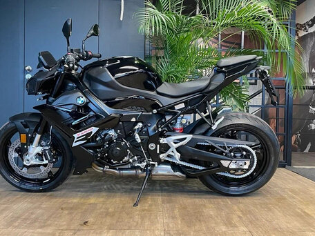 2025 BMW S 1000 R, чёрный, 2550000 рублей, вид 3