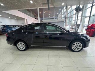 2011 Volkswagen Passat B7, чёрный, 1079900 рублей, вид 3