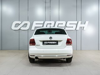 2016 Volkswagen Polo V Рестайлинг, белый, 1039000 рублей, вид 4
