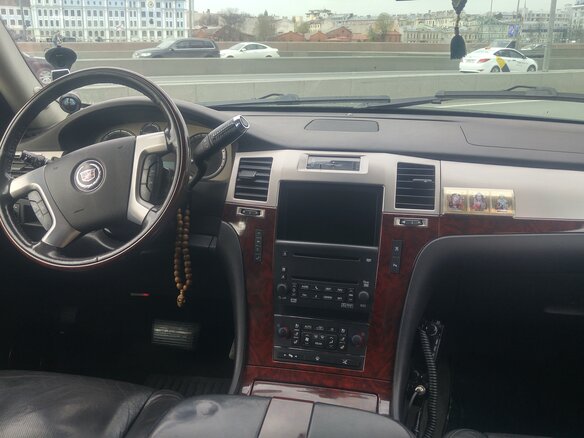2008 Cadillac Escalade ESV III, чёрный, 2200000 рублей - вид 9