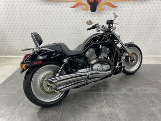 2004 Harley-Davidson V-Rod, чёрный, 620000 рублей, вид 4