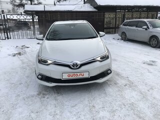 2018 Toyota Auris II Рестайлинг, белый, 1700000 рублей, вид 1