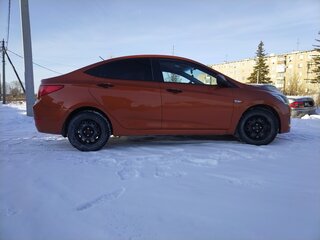 2014 Hyundai Solaris I Рестайлинг, оранжевый, 841999 рублей, вид 5