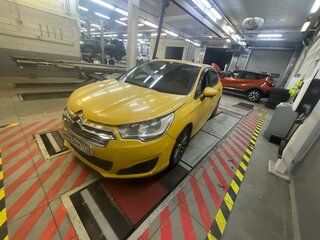 2015 Citroen C4 II, жёлтый, 790000 рублей, вид 1