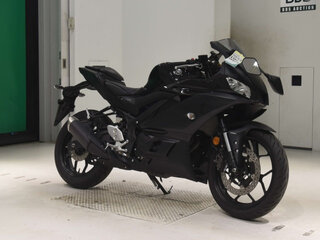 2021 Yamaha YZF-R3, чёрный, 600000 рублей, вид 3