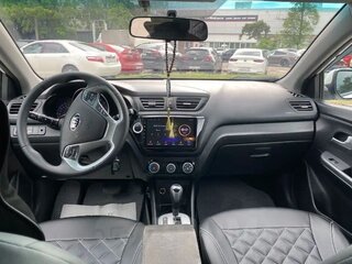 2017 Kia Rio III Рестайлинг, белый, 880000 рублей, вид 5