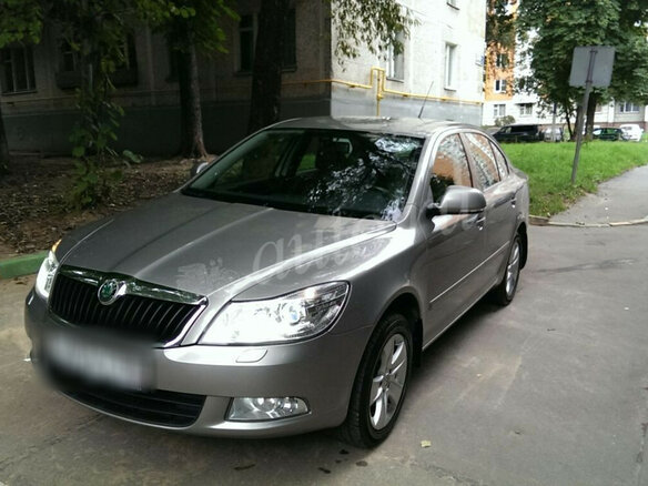 2011 Skoda Octavia II (A5) Рестайлинг, коричневый - вид 2