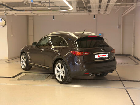 2015 Infiniti QX70, коричневый, 2550000 рублей, вид 4
