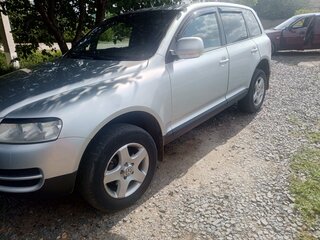 2005 Volkswagen Touareg I, серебристый, 1000000 рублей, вид 4