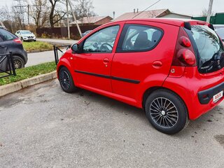2012 Peugeot 107 I Рестайлинг 2, красный, 420000 рублей, вид 3