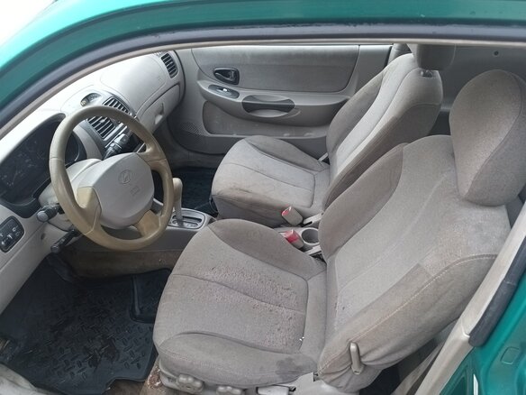 2000 Hyundai Accent I, зелёный, 100000 рублей - вид 5
