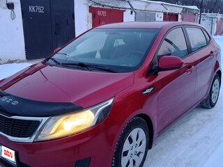 2013 Kia Rio III, красный, 750000 рублей, вид 1