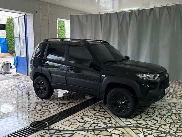 2023 Lada (ВАЗ) Niva Travel I, чёрный, 1650000 рублей - вид 11