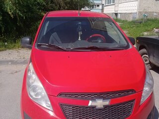 2011 Chevrolet Spark III, красный, 330000 рублей, вид 3