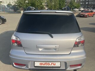2005 Mitsubishi Outlander I, серебристый, 1200000 рублей, вид 3
