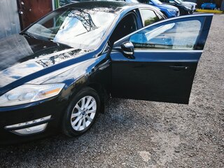 2013 Ford Mondeo IV Рестайлинг, чёрный, 730000 рублей, вид 3