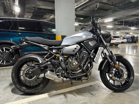 2020 Yamaha XSR700, серый, 725000 рублей, вид 1