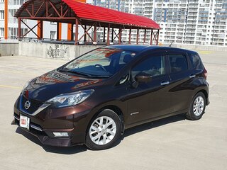 2018 Nissan Note e-Power II Рестайлинг, коричневый, 1515000 рублей, вид 2