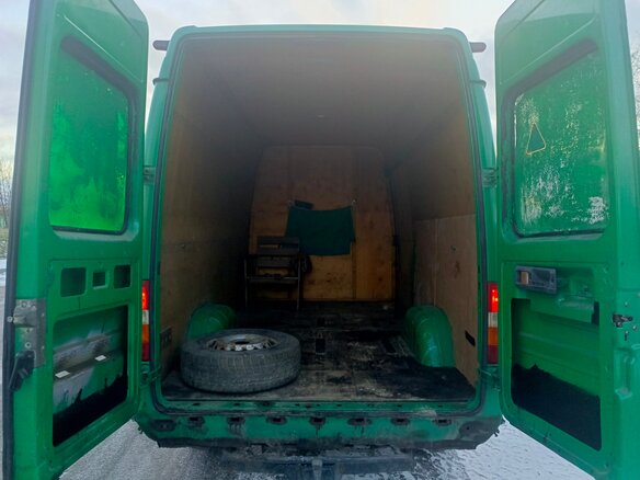1995 Mercedes-Benz Sprinter, зелёный, 900000 рублей - вид 5