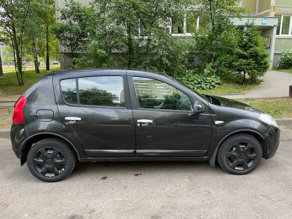 2011 Renault Sandero I, чёрный, 565620 рублей - вид 2