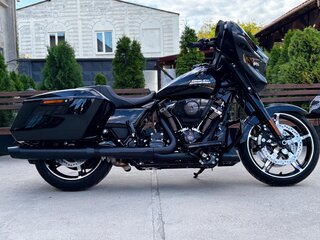 2025 Harley-Davidson Street Glide, чёрный, 4100000 рублей, вид 3