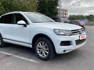 2014 Volkswagen Touareg II, белый, 2000000 рублей, вид 1