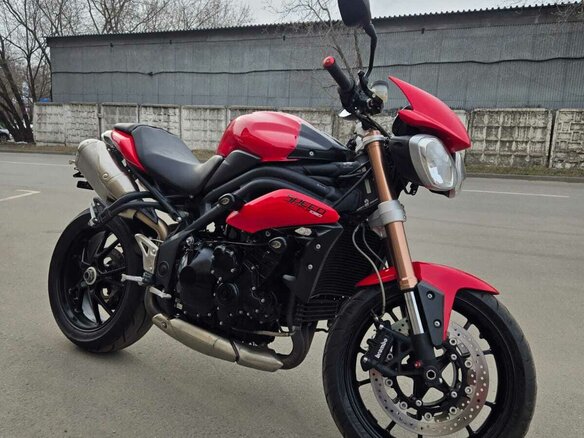 2011 Triumph Speed Triple, красный, 599000 рублей - вид 7