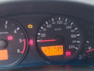 2007 Nissan Navara (Frontier) III (D40), серебристый, 850000 рублей, вид 4