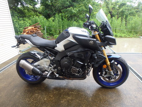 2017 Yamaha MT-10SP, серый, 1350000 рублей, вид 3