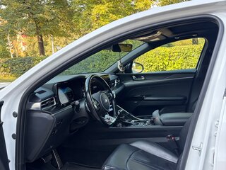 2021 Kia K5 III, белый, 2350000 рублей, вид 5