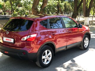 2013 Nissan Qashqai I Рестайлинг, красный, 1550000 рублей, вид 2