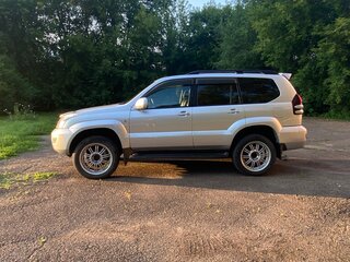 2006 Toyota Land Cruiser Prado 5-speed 120 Series, серебристый, 2700000 рублей, вид 3