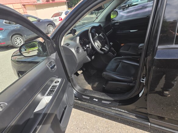 2014 Jeep Compass I Рестайлинг 2, чёрный, 1400000 рублей - вид 4