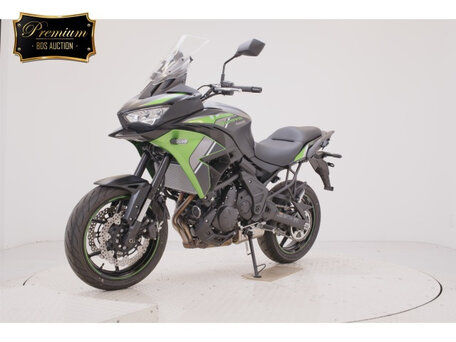 2024 Kawasaki Versys 650, чёрный, 960000 рублей, вид 4