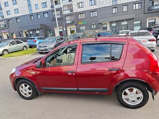 2013 Renault Sandero I, красный, 590000 рублей, вид 2