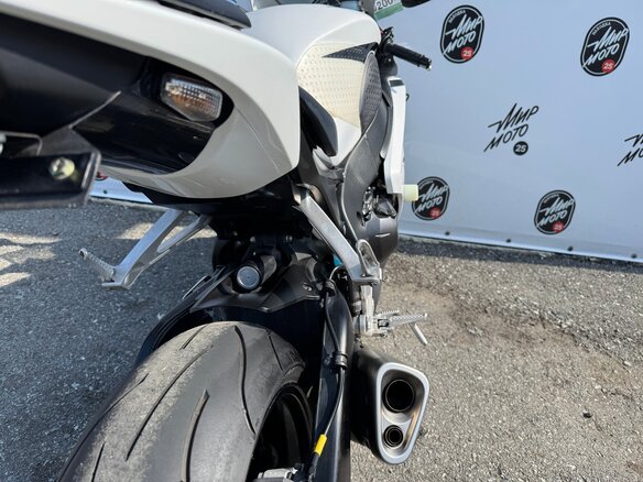 2009 Honda CBR 1000 RR/RA Fireblade, белый, 800000 рублей - вид 10