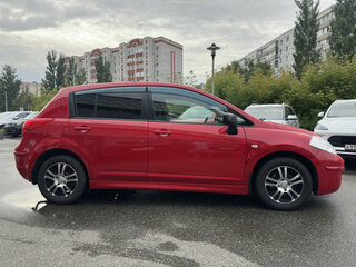 2012 Nissan Tiida I Рестайлинг, красный, 467900 рублей, вид 5