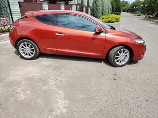 2011 Renault Megane III, оранжевый, 1880000 рублей, вид 4