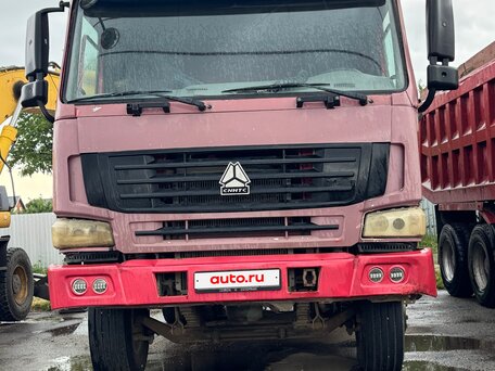 2008 Sinotruk Howo ZZ3327, красный, 1050000 рублей, вид 3