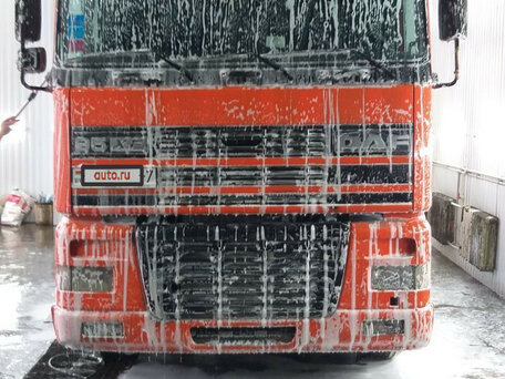 2001 DAF 95XF, красный, 790000 рублей, вид 2