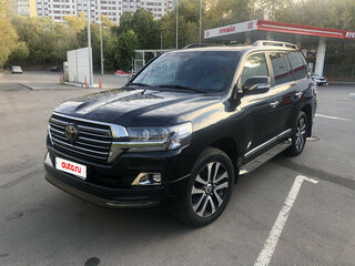 2017 Toyota Land Cruiser 200 Series Рестайлинг 2, чёрный, 7340000 рублей, вид 2