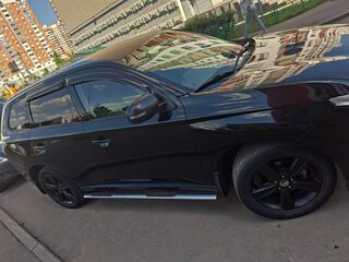 2014 Mitsubishi Outlander III Рестайлинг, чёрный, 1100000 рублей, вид 4