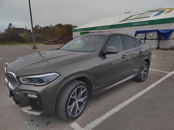 2020 BMW X6 30d III (G06), зелёный, 7000000 рублей - вид 1